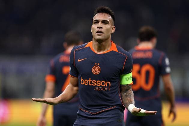 FC Internazionale - Kairat Almaty - UEFA Champions League 2025 26 League Phase MD4 Lautaro Martinez of Fc Internazionale celebrates after scoring a goal during the UEFA Champions League Phase MD4 match between FC Internazionale and Kairat Almaty at Stadio Giuseppe Meazza (San Siro) on November 5 2025 in Milan, Italy . Milano Stadio Giuseppe Meazza Italy Copyright: xMarcoxCanonierox