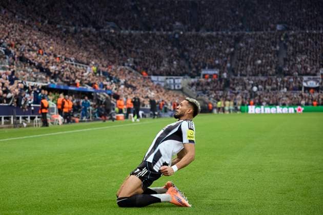 Newcastle United FC v Athletic Club - UEFA Champions League 2025 26 League Phase MD4 Joelinton Cassio Apolinario de Lira of Newcastle United FC celebrates after scoring his team™s second goal during the UEFA Champions League 2025 26 League Phase MD4 match between Newcastle United FC and Athletic Club at St James Park on November 5, 2025, in Newcastle upon Tyne, England. Newcastle upon Tyne St James Park Newcastle upon Tyne England _L2_3518_9221 Copyright: xRicardoxLarreinax