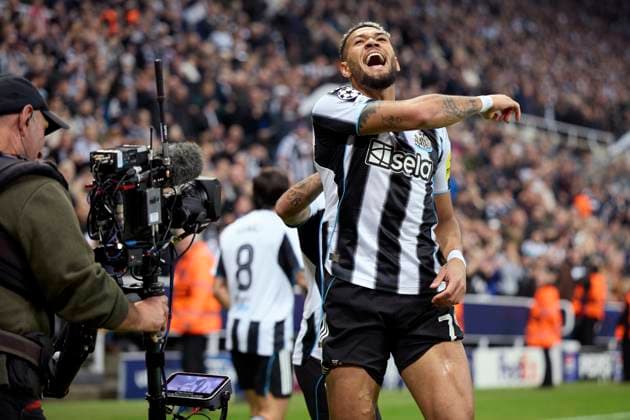 Newcastle United FC v Athletic Club - UEFA Champions League 2025 26 League Phase MD4 Joelinton Cassio Apolinario de Lira of Newcastle United FC celebrates after scoring his team™s second goal during the UEFA Champions League 2025 26 League Phase MD4 match between Newcastle United FC and Athletic Club at St James Park on November 5, 2025, in Newcastle upon Tyne, England. Newcastle upon Tyne St James Park Newcastle upon Tyne England _L2_3592_9222 Copyright: xRicardoxLarreinax