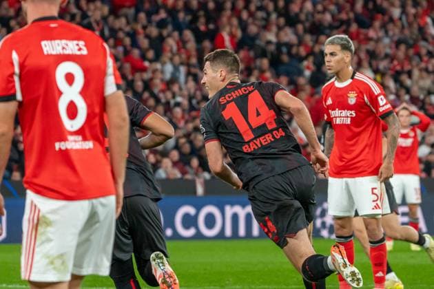 Patrik Schick Bayer Leverkusen, 14 scores to 0 1, Cheers, POR, Benfica Lisbon vs Bayer 04 Leverkusen, Football, UEFA Champions League, Matchday 4, 2025 2026 season, 05 11 2025, POR, Benfica Lisbon vs Bayer 04 Leverkusen, Football, UEFA Champions League, Matchday 4, 2025 2026 season, 05 11 2025, Lisbon Copyright: xEibner-Pressefoto EdwardxCheungx EP_ECG