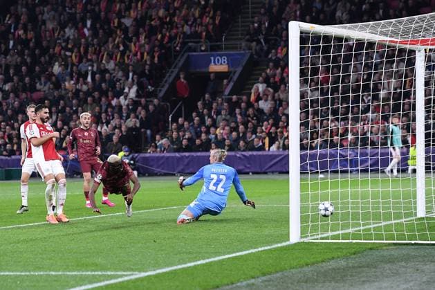 Soccer Champions League group stage matchday 4 Ajax Amsterdam Galatasaray SK on 05 11 2025 at the Johan Cruijff ArenA in Amsterdam Goal for 0 1 by Victor Osimhen Istanbul xRx