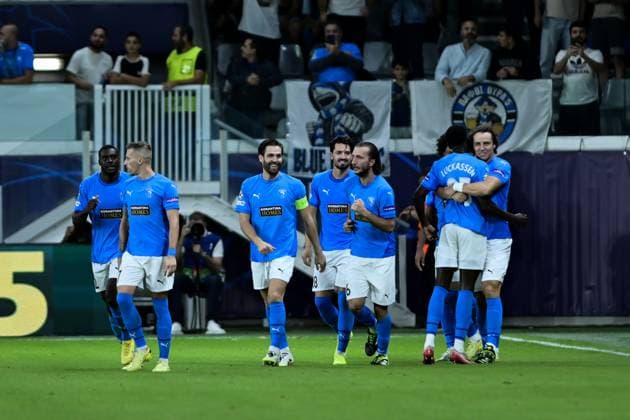 November 5, 2025, Limassol, Limassol, Cyprus: DERRICK LUKCASSEN (23) of Pafos and team celebrating his goal during the UEFA Champions League phase matchday 4 game beetwen Pafos FC and Villareal FC at Alphamega Stadium in Limassol,Cyprus on 05 of November r 2025 Limassol Cyprus - ZUMAk195 20251105_znp_k195_011 Copyright: xXenophonxKarakalosx
