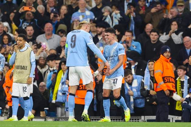 Manchester City v Borussia Dortmund, UEFA Champions League Manchester City midfielder Phil Foden (47) scores a GOAL 3-0 and celebrates during the Manchester City v Borussia Dortmund UEFA Champions League Round 1 League Stage match at the Etihad Stadium, Manchester, England on 5 November 2025 Credit: Phil Duncan Every Second Media Editorial use only. All images are copyright Every Second Media Limited. No images may be reproduced without prior permission. Copyright: xIMAGO EveryxSecondxMediax ESM-1655-0078 PhilxDuncanx xEveryxSecondxMediax