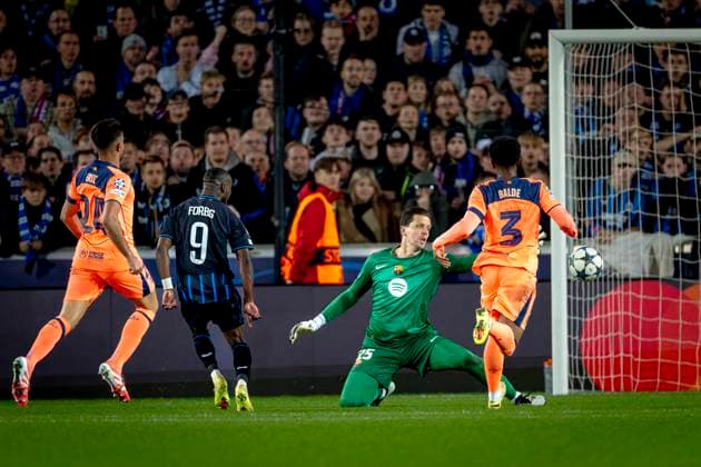 Club Brugge forwarder Carlo Forbs scores the 3-2 during the match Club Brugge vs FC Barcelona, Barca at the Jan Breydelstadion for the Champions League - League phase - Matchday 4 season 2025-2026 in BRUGES, Belgium on 5 november 2025, (photo by Marcel van Dorst EYE4images DeFodi Images) Club Brugge forwarder Carlo Forbs scores the 3 2 during the match Club Brugge vs FC Barcelona at the Jan Breydelstadion for the Champions League League phase Matchday 4 season 2025 2026 in BRUGES, Belgium on 5 november 2025, photo by Marcel van Dorst EYE4images DeFodi Images