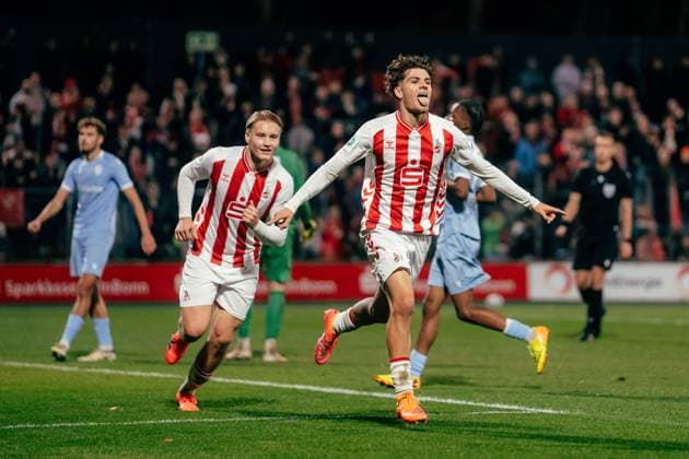 Cologne, Germany, November 5th 2025 Alessandro Puzzo ( 11 - 1. FC Köln U19) scoring the goal for the 2:1 during the UEFA Youth League match between 1.FC Koln vs. Racing Union at Franz-Kremer-Stadion in Cologne, Germany. (Gabor Baumgarten SPP) Copyright: xGaborxBaumgartenx xSPPx spp-en-GaBaSp-25_11_05_1.FC Koln_Racing Union_Youth_League_Gabor Baumgarten-09846