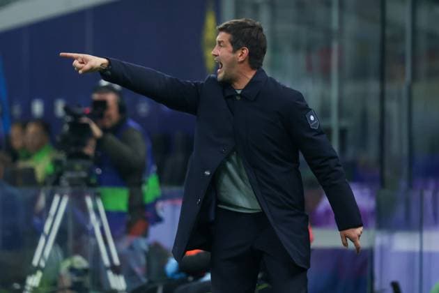 Champions League, Day 4, Milan, Stadio Giuseppe Meazza, 05-11-2025, Inter - Kairat Almaty, in the photo: Mister Cristian Chivu  Copyright: xGabrielexSiri IPAxSportx xipa-agency.netx xx IPA_67577905 IPA_Agency_IPA67577905