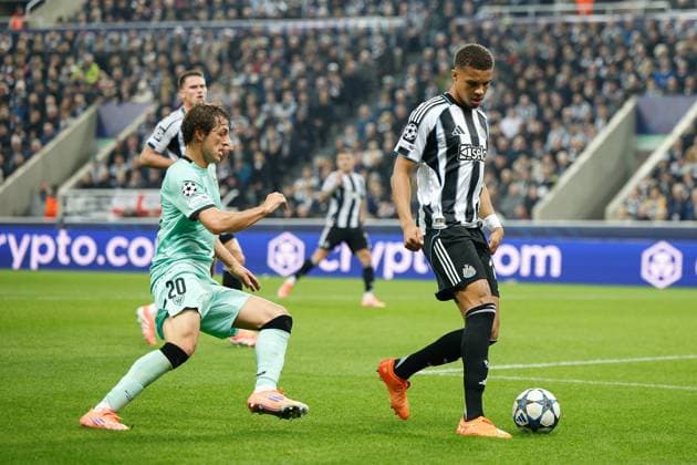 5th November 2025; St James Park, Newcastle, England; UEFA Champions League Football, Newcastle United versus Athletic Bilbao; Malick Thiaw of Newcastle United watches the ball out of play under pressure from Unai Gomez of Athletic Bilbao  CraigxCowan