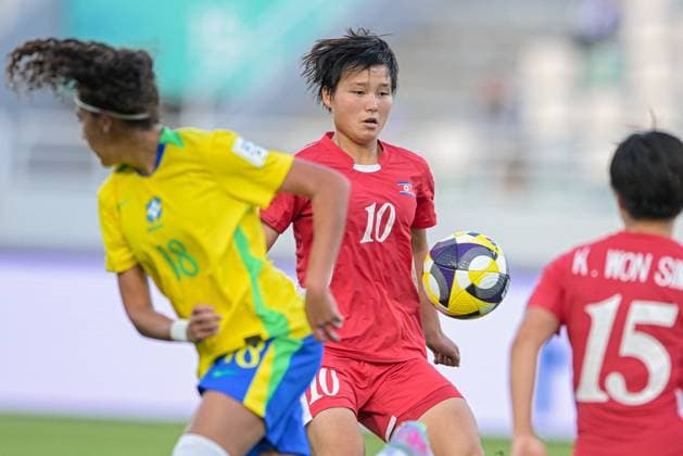 CALCIO - FIFA Mondiali - U17, U 17 Women - Semifinal - Brazil vs North Korea 10 Yu Y. Jong Hyang (Forward) of Korea DPR U-17 is in action during the FIFA U-17 Women s World Cup Morocco 2025 Semifinal match between Brazil and Korea DPR in Rabat, Morocco, on November 5, 2025, at the Olympic Stadium Morocco Morocco  Copyright: xIPAxSport ABACAx