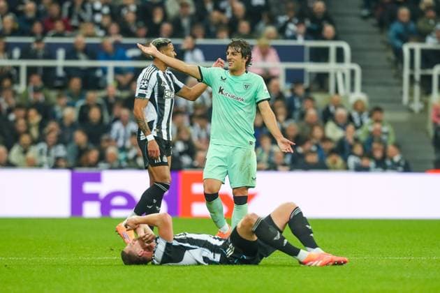 Newcastle United v Athletic Club, UEFA Champions League Sven Botman Of Newcastle United is fouled by Unai Gomez Of Athletic Club during the Newcastle United v Athletic Club UEFA Champions League Round 1 match at St. James Park, Newcastle Upon Tyne, England on 5 November 2025 Credit: Lee Keuneke Every Second Media Editorial use only. All images are copyright Every Second Media Limited. No images may be reproduced without prior permission. Copyright: xIMAGO EveryxSecondxMediax ESM-1656-0121 LeexKeunekex xEveryxSecondxMediax