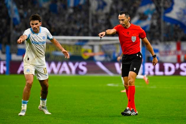 FOOTBALL : Olympique de Marseille VS Atalanta Bergame - UEFA Champions League - 05 11 2025 Referee JosÃ Maria Sanchez during the Champions League match between Olympique de Marseille and Atalanta Bergame on November 5, 2025 at the Orange Velodrome Stadium in Marseille. MarseilleFrance  Copyright: xWilliamxCannarellax