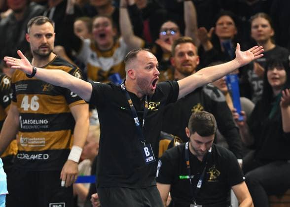 Coach Andre Haber Dresden , HC Elbflorenz Dresden vs MT Melsungen, Handball, DHB Pokal, DHB, Cup, Season 2025 2026, Dresden, BallsportARENA Dresden, 05 11 2025,