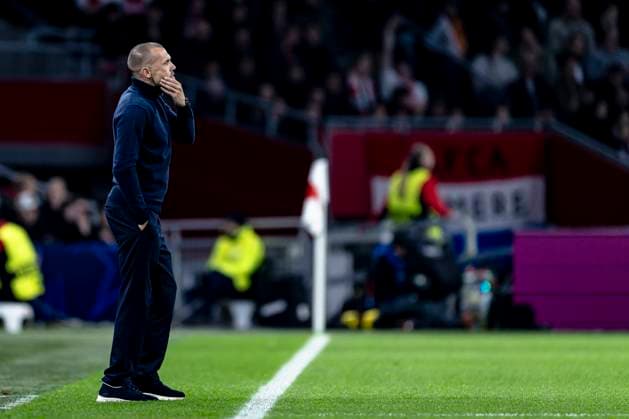 AFC Ajax Amsterdam trainer John Heitinga, during the match FOOTBALL - CHAMPIONS LEAGUE - AJAX vs GALATASARAY at the Johan Cruijff ArenA for the Champions League - League phase - Matchday 4 season 2025-2026 in AMSTERDAM, Netherlands on 5 November 2025, (photo by Stefan Koop EYE4images DeFodi Images) AFC Ajax Amsterdam trainer John Heitinga, during the match FOOTBALL CHAMPIONS LEAGUE AJAX vs GALATASARAY at the Johan Cruijff ArenA for the Champions League phase Matchday 4 season 2025 2026 in AMSTERDAM, Netherlands on 5 November 2025, photo by Stefan Koop EYE4images DeFodi Images