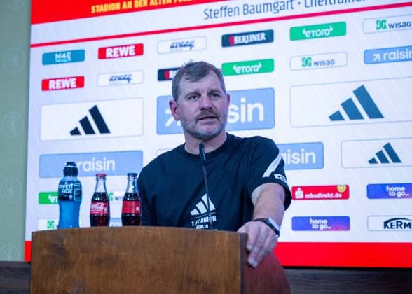 Soccer, Men, Season 2025 2026, 1 Bundesliga, 1 FC Union Berlin, Coach Steffen Baumgart 1 FC Union Berlin , 06 11 2025, Copyright: xMatthiasxKochx
