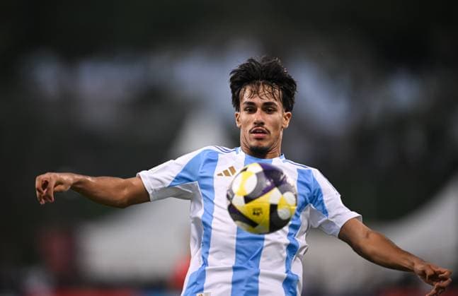 Football, Junior U 17 World Cup 2025 in Doha Qatar Preliminary round 06 11 2025 Group D Argentina Tunisia Armando Guener Argentina Borussia Moenchengladbach
