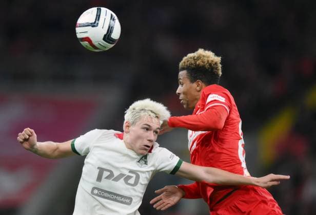 Russia Soccer Cup Spartak - Lokomotiv 9041034 06.11.2025 Spartak s Gedson Fernandes and Lokomotiv s Aleksey Batrakov struggle for the ball during the Russian Cup quarterfinal soccer match between Spartak Moscow and Lokomotiv Moscow, in Moscow, Russia. Grigory Sysoev Sputnik Moscow Russia  Copyright: xGrigoryxSysoevx