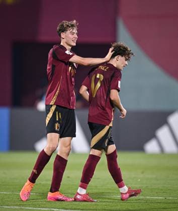 Football, Junior U 17 World Cup 2025 in Doha Qatar Preliminary round 06 11 2025 Group D Belgium Fiji CHEERS Belgium Goalscorer 0 4 Loic Alvarez right and Daan Braspenning left