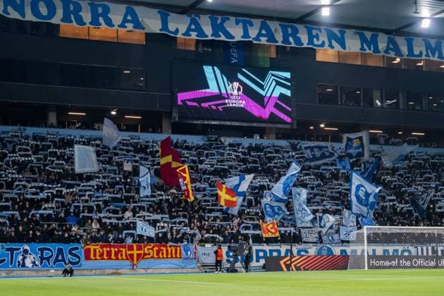 251106 Fans of Malmö FF ahead of the UEFA Europa League football match between Malmö FF and Panathinaikos on November 6, 2025 in Malmö Photo Petter Arvidson BILDBYRAN kod PA PA1108 fotboll football soccer fotball uefa europa league europa league malmö ff panathinaikos bbeng publik  Copyright: PETTERxARVIDSON BB251106PA042