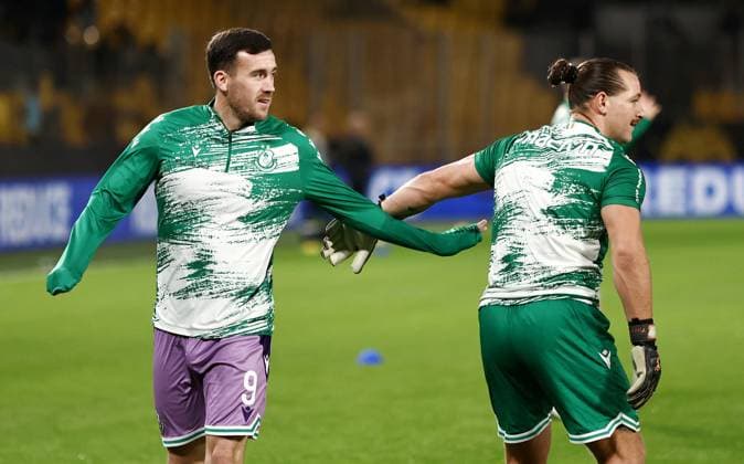 UEFA Europa Conference League Group Phase, OPAP Arena, Athens, Greece 6 11 2025 AEK Athens vs Shamrock Rovers Rovers Aaron Greene and Lee Steacy Aaron Greene and Lee Steacy 6 11 2025  Copyright: x INPHOx 4439