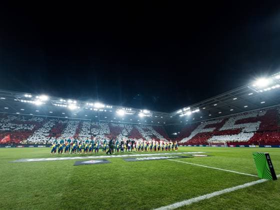 MAINZ, GERMANY - 6 NOVEMBER, 2025: - The football match of UEFA Conference League 1. FSV Mainz 05 vs ACF Fiorentina at Mewa Arena.  Copyright: xVITALIIxKLIUIEVx
