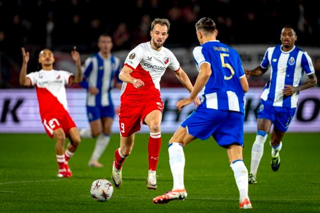 FC Utrecht forwarder David Min during the match FC Utrecht vs FC Porto at the Stadion Galgenwaard for the Europa League - League phase - Matchday 4 season 2025-2026 in UTRECHT, Netherlands on 6 november 2025, (photo by Marcel van Dorst EYE4images DeFodi Images) FC Utrecht forwarder David Min during the match FC Utrecht vs FC Porto at the Stadion Galgenwaard for the Europa League League phase Matchday 4 season 2025 2026 in UTRECHT, Netherlands on 6 november 2025, photo by Marcel van Dorst EYE4images DeFodi Images