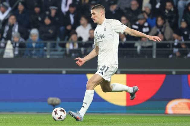 SOCCER - UEFA EL, Sturm vs Nottingham GRAZ,AUSTRIA,06.NOV.25 - SOCCER - UEFA Europa League, SK Sturm Graz vs Nottingham Forest. Image shows Nikola Milenkovic (Nottingham).  GEPAxpictures xChrisxBauer
