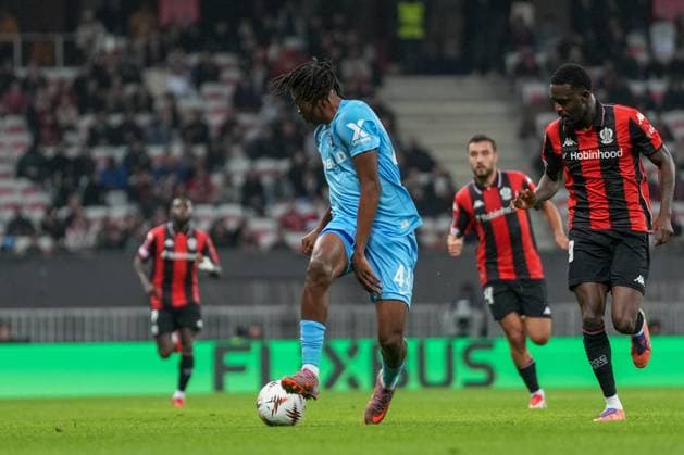 Johan Manzambi SC Freiburg, 44 on the ball , France, Football, UEFA Europa League, Matchday 4, League phase, 2025 2026, OGC Nice vs SC Freiburg, 06 11 2025, Allianz Riviera, Nice, France Nice Allianz Riviera Provence Alpes Côte d Azur, CÃ France Copyright: xArnexAmbergx