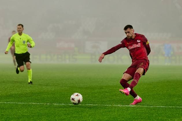 Salzburg, Austria 06 November 2025 Europa League 2025 2026 RB Salzburg vs Go Ahead Eagles Deventer In the picture Aleksa Terzic RB Red Bull Arena Copyright: xFotostandx xWassmuth,xJUERGENxWASSMUTH,xFOTOGRAFxJUERGENxxWASSMUTHx