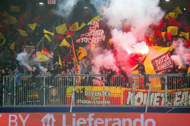 SOCCER - UEFA EL, RBS vs Deventer SALZBURG,AUSTRIA,06.NOV.25 - SOCCER - UEFA Europa League, Red Bull Salzburg vs Go Ahead Eagles Deventer. Image shows fans of Deventer.  GEPAxpictures xMathiasxMandl
