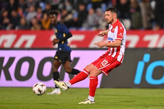CRVENA ZVEZDA vs LOSC LILLE MILOS VELJKOVIC football Crvena zvezde vs LOSC Lille UEFA Europa League at Rajko Mitic stadium, Belgrade 06.11.2025 Foto: FOOTBALL, UEFA EUROPA LEAGUE, CRVENA ZVEZDA, RED STAR, LOSC LILLE Belgrade Rajko Mitic stadium Serbia Copyright: xMarkoxMetlas xMNxPressx