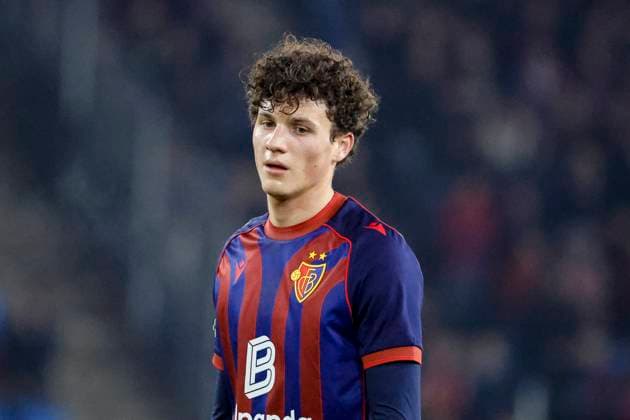 Marin Soticek FC Basel, 19 , Switzerland, Football, UEFA Europa League, Matchday 4, 2025 2026, FC Basel vs FCSB Bucharest, 06 11 2025, Sankt Jakob Park, Basel, Switzerland Basel Sankt Jakob Park Canton Basel City Switzerland Copyright: xGrantxHubbsx