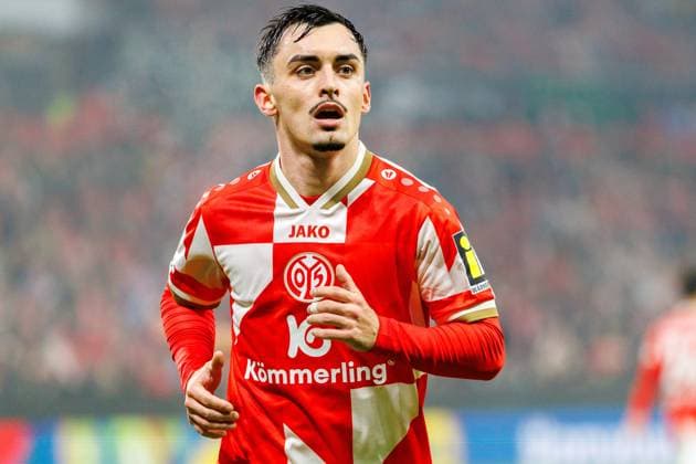 UECL 1 FSV Mainz 05 AC Florence Paul Nebel 1 FSV Mainz 05, 8 in the UEFA Conference League match between 1 FSV Mainz 05 and AC Florence on Matchday 3 at MEWA Arena Mainz on 06 11 2025 Copyright: xBEAUTIFULxSPORTS Hahnex
