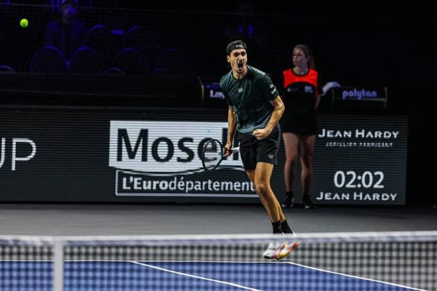 Moselle Open : tournoi de tennis, à Metz PHOTOPQR LE REPUBLICAIN LORRAIN Hugo AZMANI ; Metz ; 06 11 2025 ; Moselle Open : 22e édition du tournoi de tennis, aux Arènes, à Metz; Lorenzo Sonego (ITA), lors de son match en quart de finale contre Daniel Altmaier Metz Moselle Lorraine France  Copyright: xPHOTOPQR LExREPUBLICAINxLORRAIN xHugoxAZMANIx 20251106RBL0660 20251106RBL0660