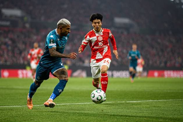MAINZ, GERMANY - 6 NOVEMBER, 2025: Dodo, Sota Kawasaki - The football match of UEFA Conference League 1. FSV Mainz 05 vs ACF Fiorentina at Mewa Arena.  Copyright: xVITALIIxKLIUIEVx