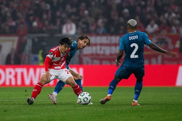MAINZ, GERMANY - 6 NOVEMBER, 2025: Sota Kawasaki - The football match of UEFA Conference League 1. FSV Mainz 05 vs ACF Fiorentina at Mewa Arena.  Copyright: xVITALIIxKLIUIEVx