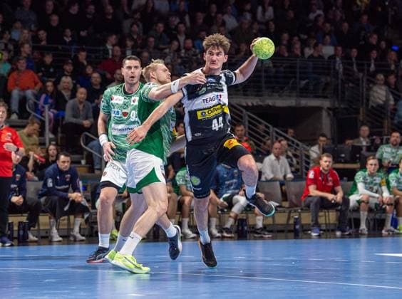 Handball, Men, Season 2025 2026, DHB Cup Round of 16, Füchse Berlin ThSV Eisenach, f l Mijajlo Marsenic Füchse Berlin , Matthes Langhoff Füchse Berlin , Stephan Seitz Eisenach , 06 11 2025, Copyright: xSebastianxRäppold MatthiasxKochx