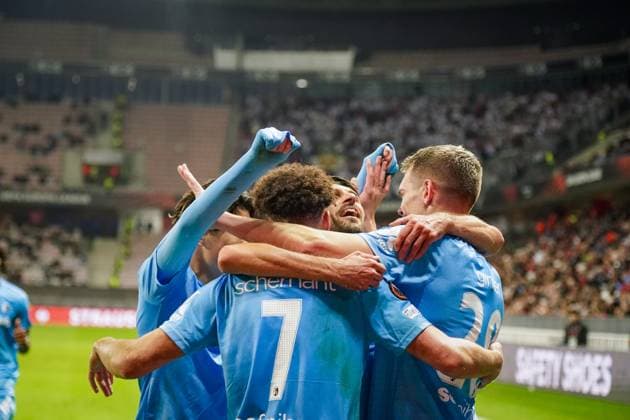 Football, UEFA Europa League 2025 26, Matchday 4 OGC Nice vs SC Freiburg Allianz Riviera Nice, France Goal and goal celebration to 1 3 by Derry Scherhant SC Freiburg, 07 Joy, emotions, jubilation Copyright: xJOERANxSTEINSIEKx