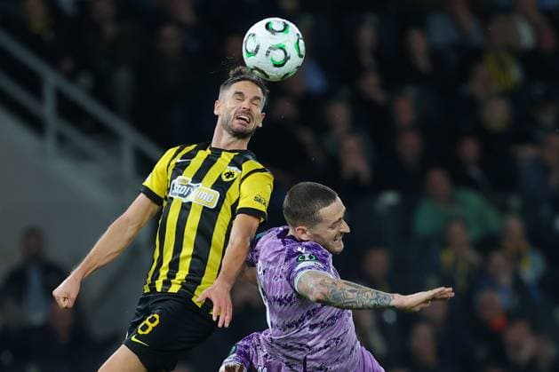 AEK Athens v Shamrock Rovers UEFA Europa Conference League Mijat Gacinovic of AEK Athens heads the ball during the UEFA Europa Conference League match at OPAP Arena, Athens UK Newspapers OUT Copyright: xYannisxHalasx FIL-22462-0037