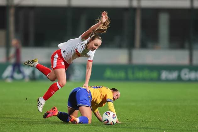 RB Leipzig Jena 1 Bundesliga Women Leipzig, Training Center at Cottaweg, 06 11 2025, Football, Women, Season 2025 2026, Women Bundesliga, 9 Matchday , RB Leipzig FC Carl Zeiss Jena , In the picture from l Lou Ann Joly 6, RB Leipzig and ,