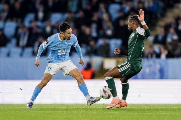 251106 Adrian Skogmar of Malmö FF and Erik Palmer Brown of Panathinaikos during the UEFA Europa League football match between Malmö FF and Panathinaikos on November 6, 2025 in Malmö Photo Petter Arvidson BILDBYRAN kod PA PA1108 fotboll football soccer fotball uefa europa league europa league malmö ff panathinaikos bbeng bbauto  Copyright: PETTERxARVIDSON BB251106PA127