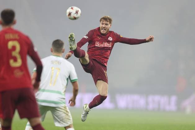 SOCCER - UEFA EL, RBS vs Deventer SALZBURG,AUSTRIA,06.NOV.25 - SOCCER - UEFA Europa League, Red Bull Salzburg vs Go Ahead Eagles Deventer. Image shows Yorbe Vertessen (RBS).  GEPAxpictures xMathiasxMandl