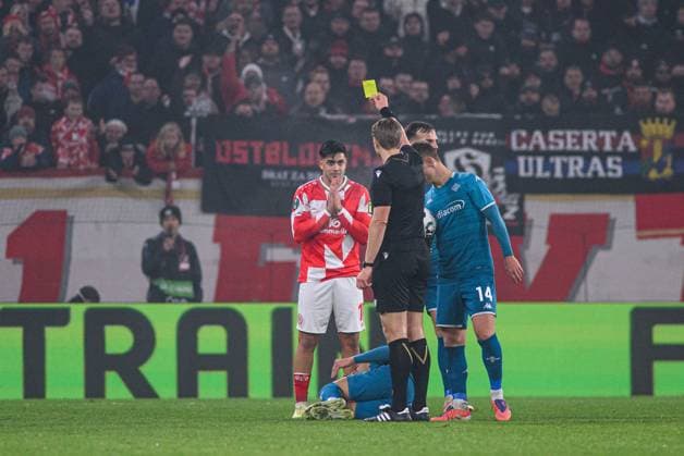 MAINZ, GERMANY - 6 NOVEMBER, 2025: Nadiem Amiri, yellow card - The football match of UEFA Conference League 1. FSV Mainz 05 vs ACF Fiorentina at Mewa Arena.  Copyright: xVITALIIxKLIUIEVx