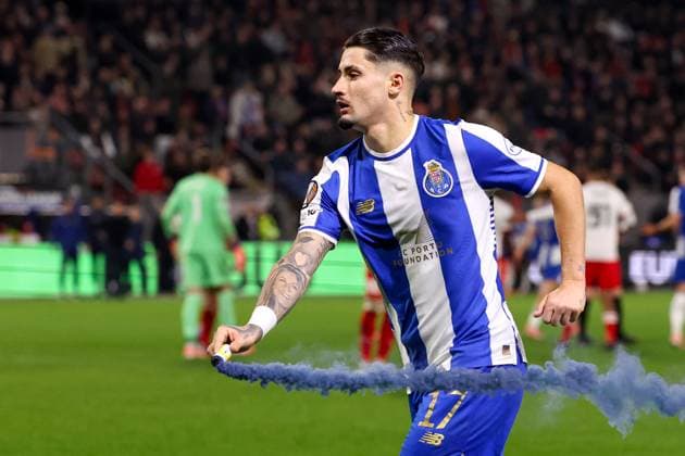 2025-11-06 FC Utrecht v FC Porto - UEFA Europa League 2025 26 League Phase MD4 UTRECHT, NETHERLANDS - NOVEMBER 6: Borja Sainz of FC Porto celebrates after scoring his teams first goal during the UEFA Europa League 2025 26 League Phase MD4 match between FC Utrecht and FC Porto at Stadion Galgenwaard on November 6, 2025 in Utrecht, Netherlands. Utrecht Stadion Galgenwaard Netherlands Content not available for redistribution in The Netherlands directly or indirectly through any third parties. Copyright: xBenxGalx
