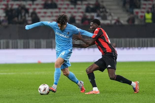 Yuito Suzuki SC Freiburg, 14 on the ball , France, Football, UEFA Europa League, Matchday 4, League phase, 2025 2026, OGC Nice vs SC Freiburg, 06 11 2025, Allianz Riviera, Nice, France Nice Allianz Riviera Provence Alpes Côte d Azur, CÃ France Copyright: xArnexAmbergx