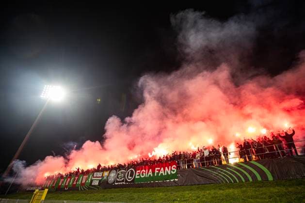 CELJE 06.11.2025 MECZ 3. KOLEJKA LIGA KONFERENCJI SEZON 2025 26: NK CELJE - LEGIA WARSZAWA --- UEFA CONFERENCE LEAGUE MATCH: NK CELJE - LEGIA WARSAW KIBICE LEGII FOT. PIOTR KUCZA FOTOPYK NEWSPIX.PL --- newspix.pl 