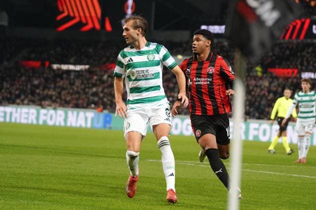 6.11.2025 HERNING PILKA NOZNA LIGA EUROPY UEFA SEZON 2025 2026 FOOTBALL UEFA EUROPA LEAGUE FC MIDTJYLLAND - CELTIC GLASGOW N Z PEDRO BRAVO BENJAMINN NYGREN FOT. KAROL POLIT NEWSPIX.PL --- newspix.pl 