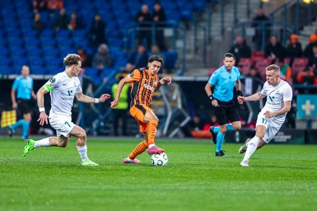KRAKOW 06.11.2025 FAZA LIGOWA 3. KOLEJKA LIGA KONFERENCJI UEFA SEZON 2025 26 : SZACHTAR DONIECK - BREIDABLIK --- LEAGUE STAGE DAY 2 UEFA CONFERENCE LEAGUE SEASON 2025 26 : FC SHAKHTAR DONETSK - Breidablik NZ ISAQUE FOT. JACEK STANISLAWEK 400mm.pl NEWSPIX.PL --- newspix.pl 
