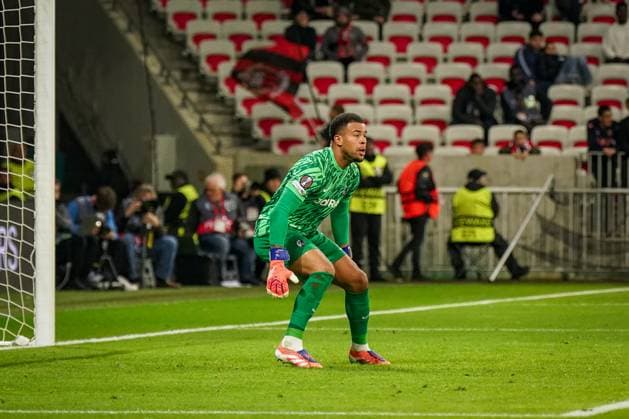Football, UEFA Europa League 2025 26, Matchday 4 OGC Nice vs SC Freiburg Allianz Riviera Nice, France Noah Atubolu SC Freiburg, 01 Copyright: xJOERANxSTEINSIEKx