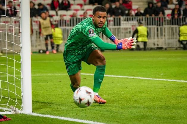 Football, UEFA Europa League 2025 26, Matchday 4 OGC Nice vs SC Freiburg Allianz Riviera Nice, France Noah Atubolu SC Freiburg, 01 Copyright: xJOERANxSTEINSIEKx