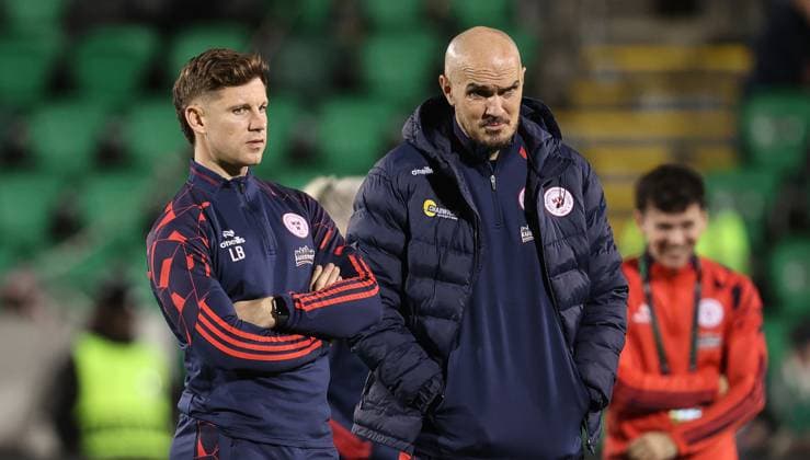 UEFA Europa Conference League Group Phase, Tallaght Stadium, Dublin 6 11 2025 Shelbourne vs Drita Shelbourne Technical Director Luke Byrne and head coach Joey O™Brien Luke Byrne and Joey O™Brien 6 11 2025  Copyright: x INPHO BryanxKeanex CU9I8919