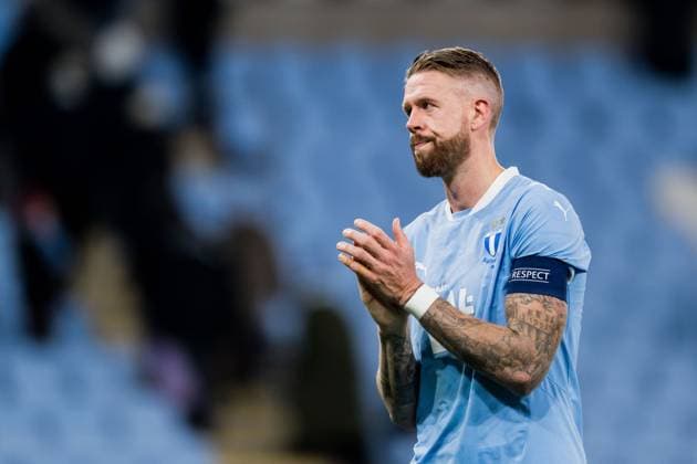 251106 Pontus Jansson of Malmö FF looks dejected after the UEFA Europa League football match between Malmö FF and Panathinaikos on November 6, 2025 in Malmö Photo Petter Arvidson BILDBYRAN kod PA PA1108 fotboll football soccer fotball uefa europa league europa league malmö ff panathinaikos bbeng depp  Copyright: PETTERxARVIDSON BB251106PA165